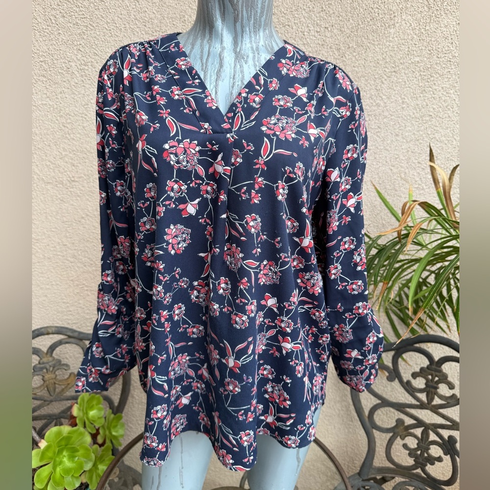 3/$45 Jones New York Navy Floral Ladies Blouse